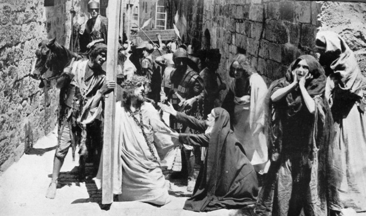 מסריטים בחוצות ירושלים 1912 אליעזר בן-יהודה